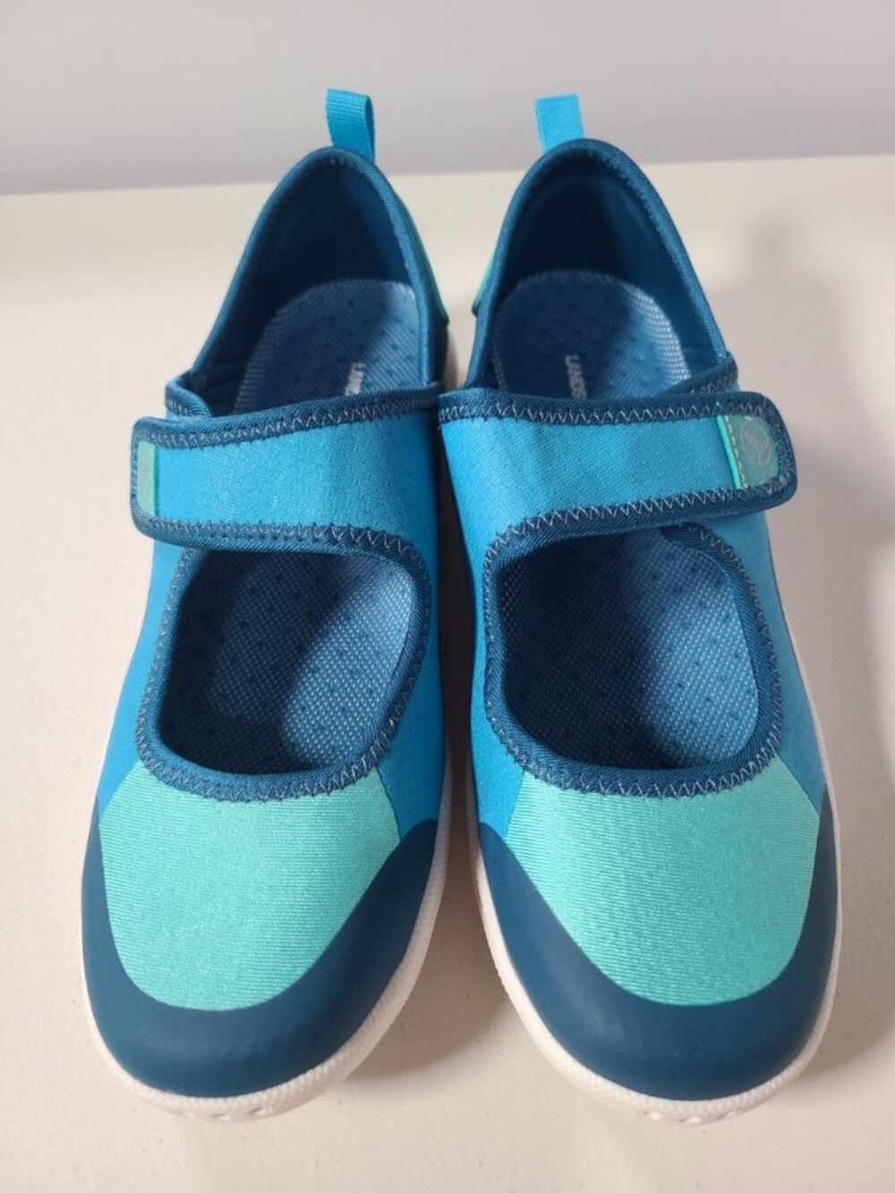 Lands End Water Shoes Womens Size 7B Teal Blue with Black Trim - Picture 2 of 13